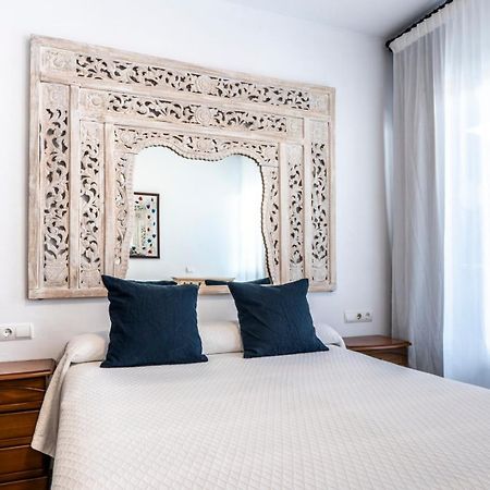 Apartamentos Cel Blau Санта-Эулалия-дель-Рио Экстерьер фото