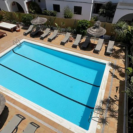 Apartamentos Cel Blau Санта-Эулалия-дель-Рио Экстерьер фото