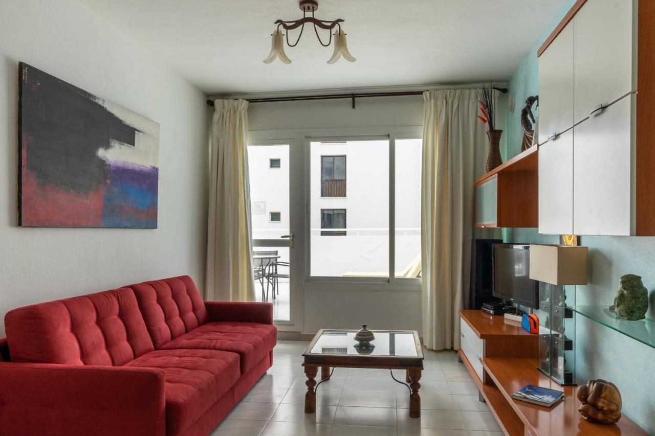 Apartamentos Cel Blau Санта-Эулалия-дель-Рио Экстерьер фото