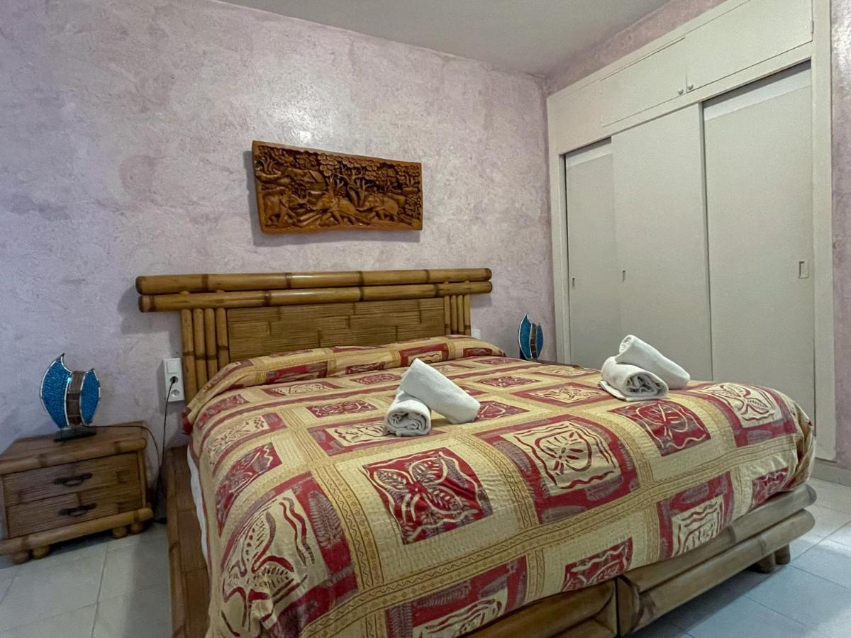 Apartamentos Cel Blau Санта-Эулалия-дель-Рио Экстерьер фото