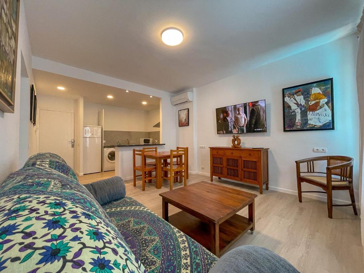 Apartamentos Cel Blau Санта-Эулалия-дель-Рио Номер фото