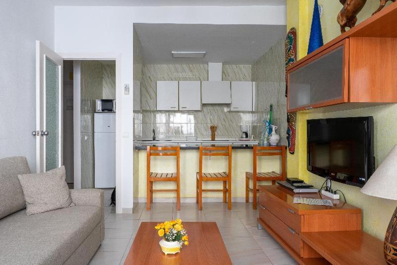 Apartamentos Cel Blau Санта-Эулалия-дель-Рио Номер фото