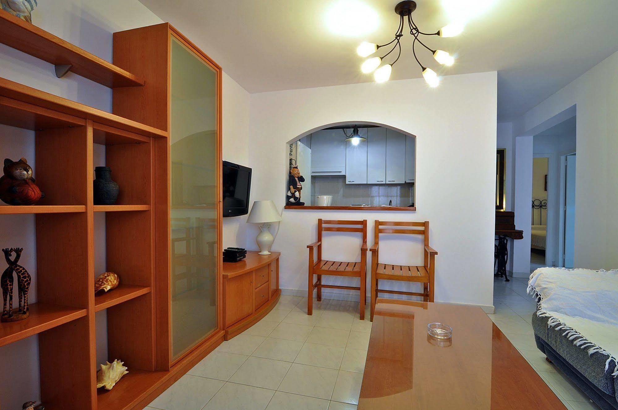 Apartamentos Cel Blau Санта-Эулалия-дель-Рио Экстерьер фото