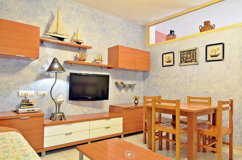 Apartamentos Cel Blau Санта-Эулалия-дель-Рио Экстерьер фото
